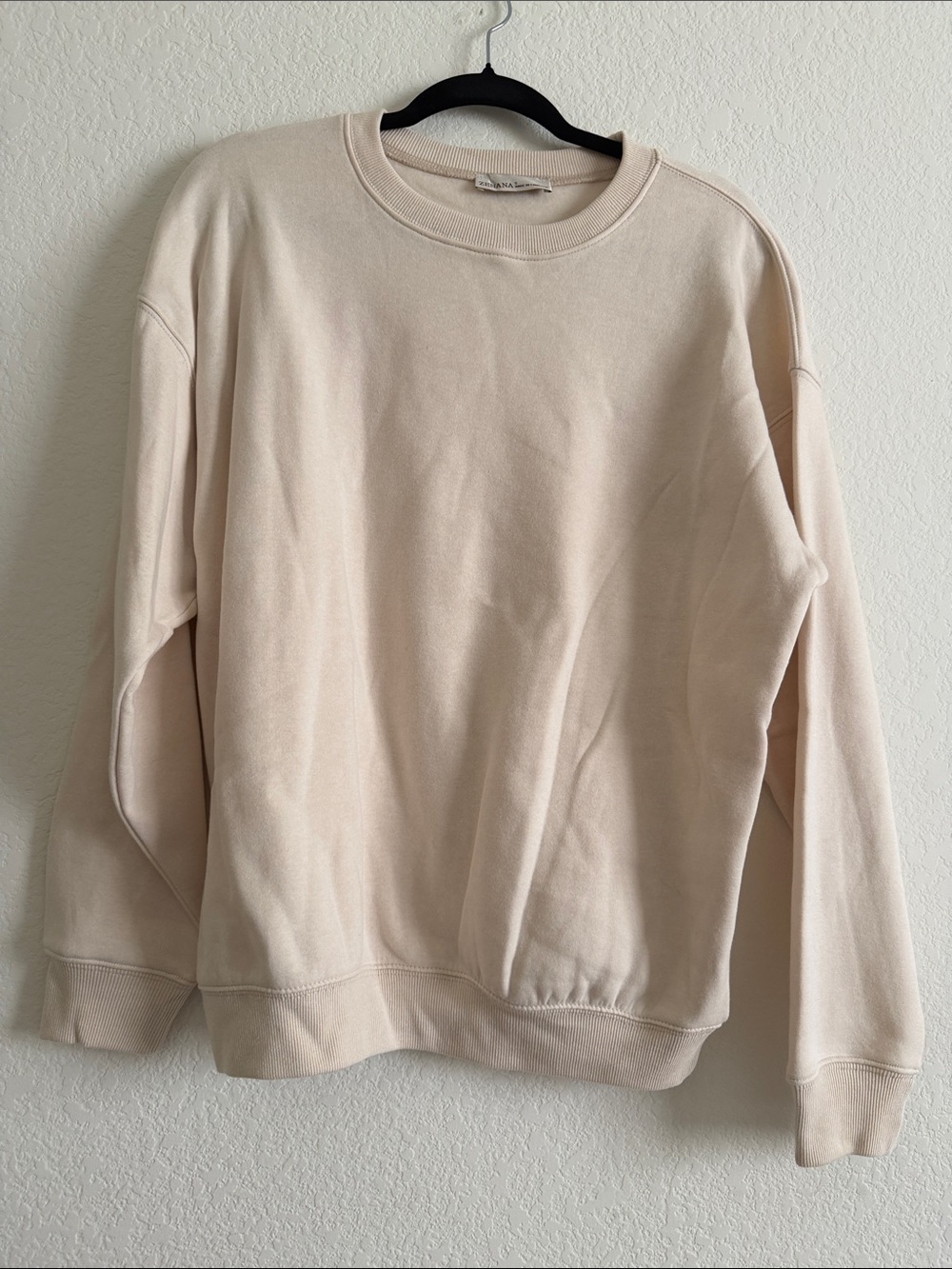 Zenana Outfitters Soft Cream Crewneck Sweatshirt